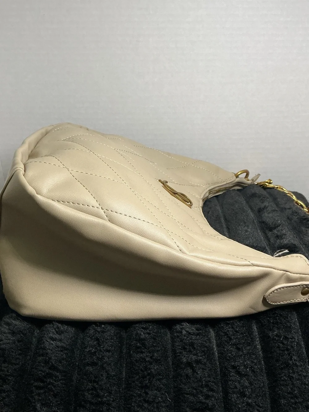 Steve Madden Timeless Taupe Quilted Shoulder Bag Tan/Cream Gold Chain EUC